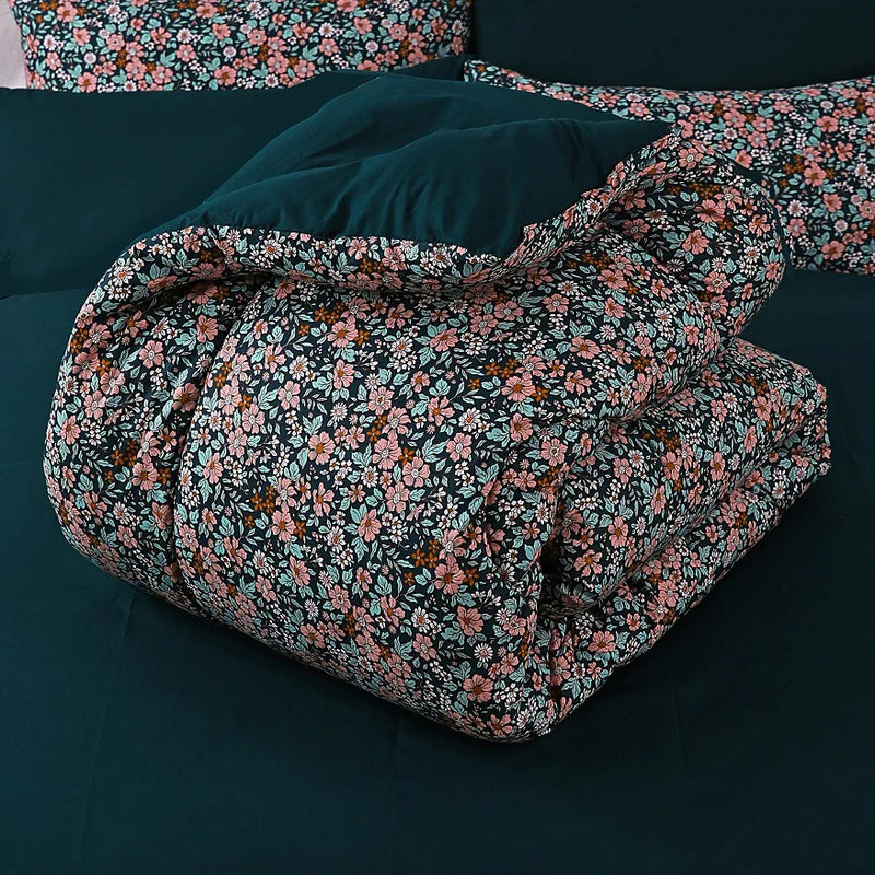 Midnight Bloom – Floral Duvet Cover with Fitted Sheet